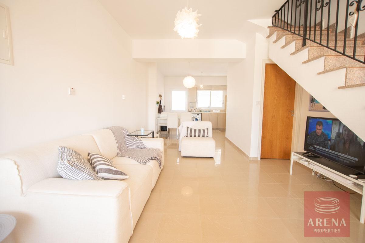Townhouse in Paralimni - living area