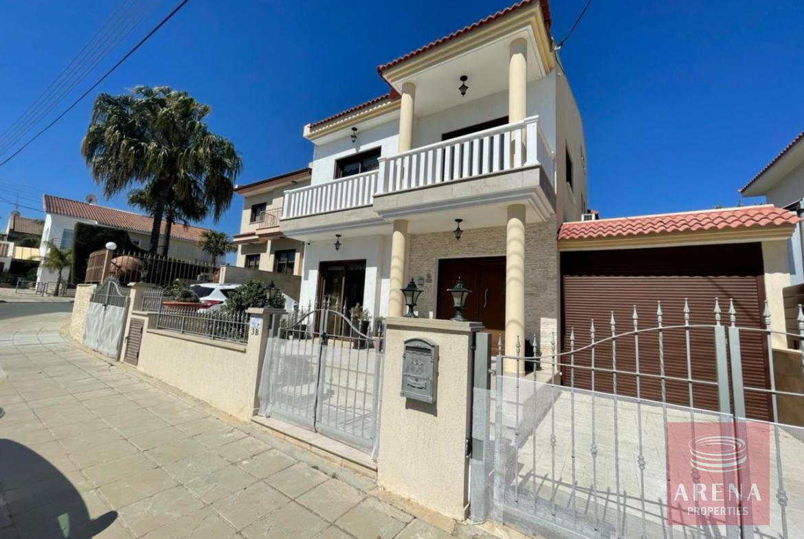 3 bed villa for sale in Strovolos