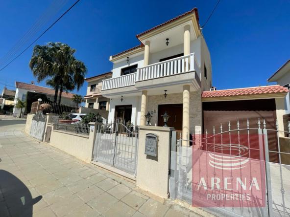 1-3-bed-villa-for-sale-in-Strovolos-6080