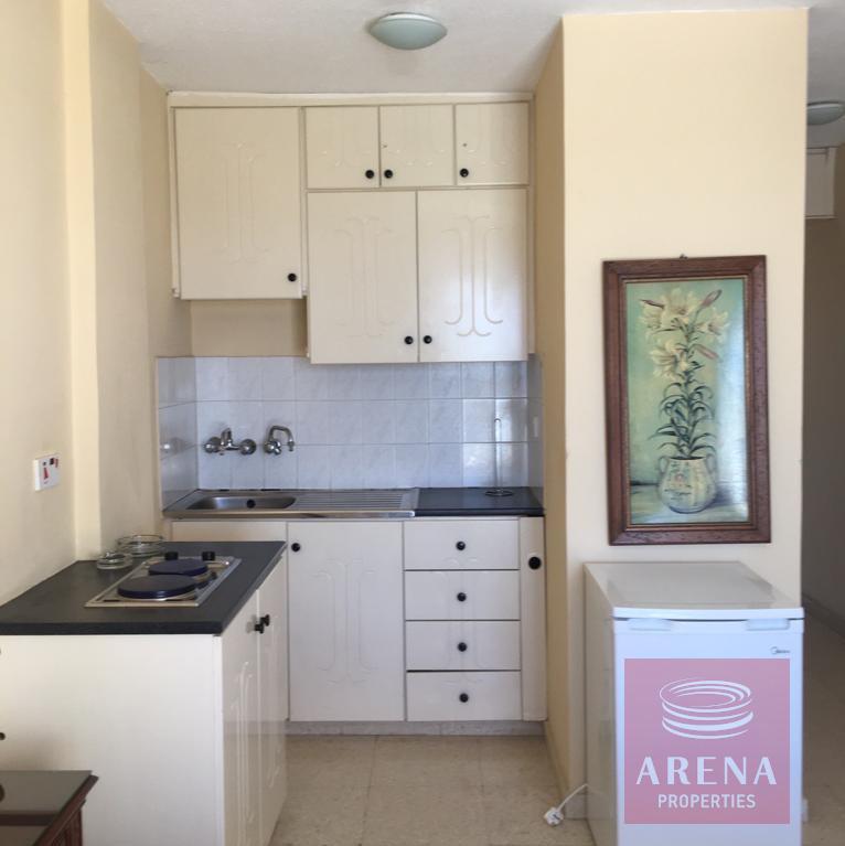 Studio for rent in Kapparis - kitchen