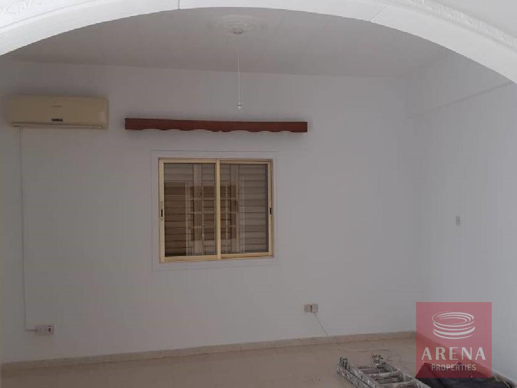 3 Bed Bungalow in Aradippou - bedroom