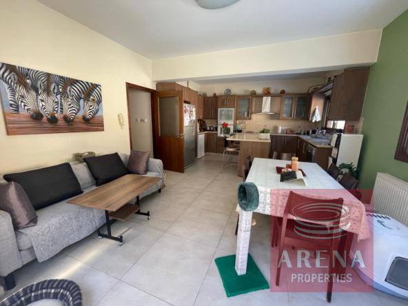 7-3-bed-villa-for-sale-in-Strovolos-6080