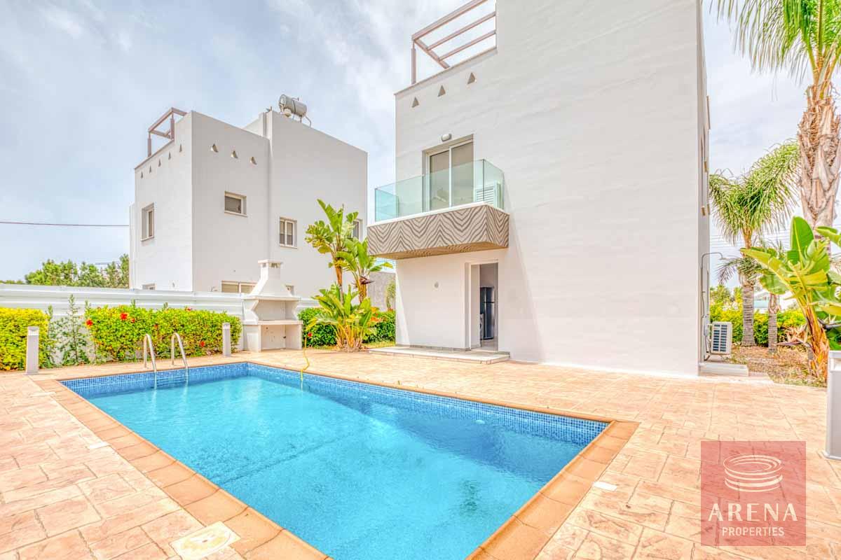 3 bed villa in Ayia Napa for sale