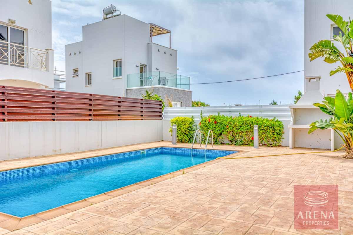 3 bed villa in Ayia Napa - pool