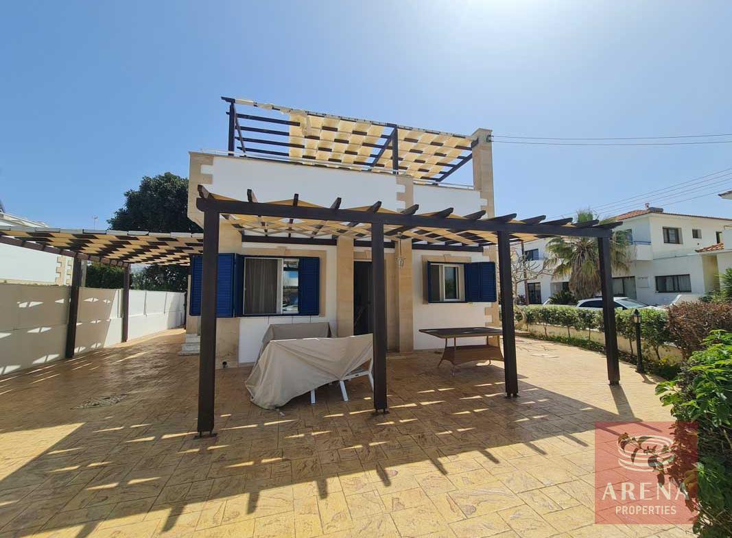 Bungalow with Roof Garden - veranda