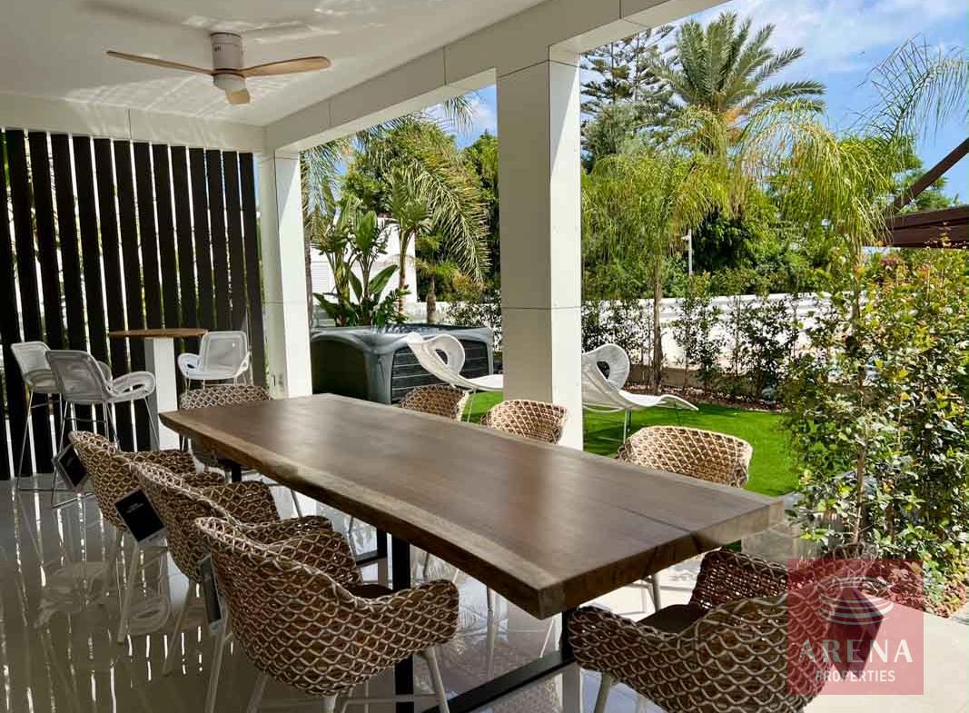 Luxury Villa in Ayia Triada - veranda