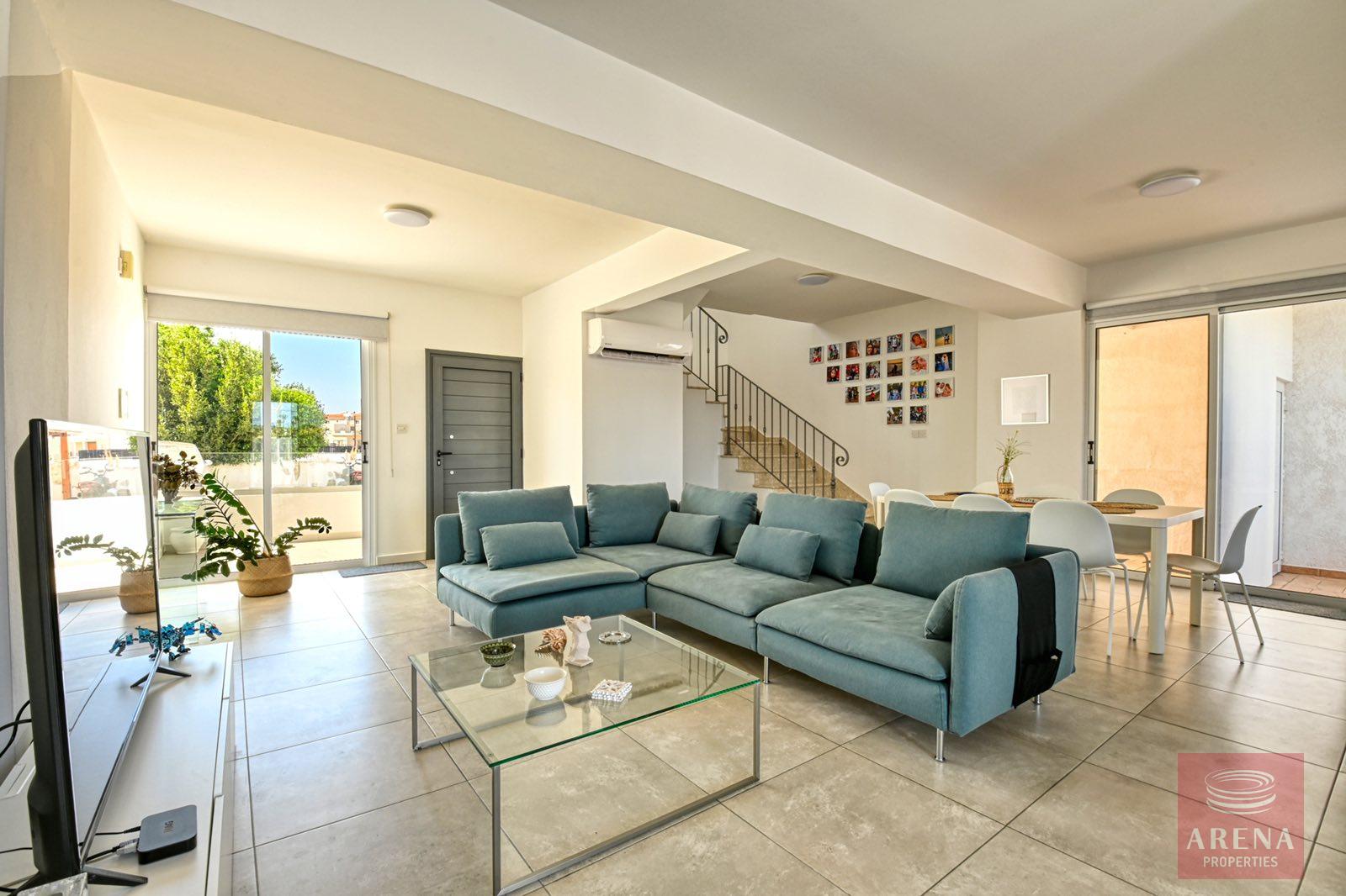 House with Deeds in Paralimni - living area