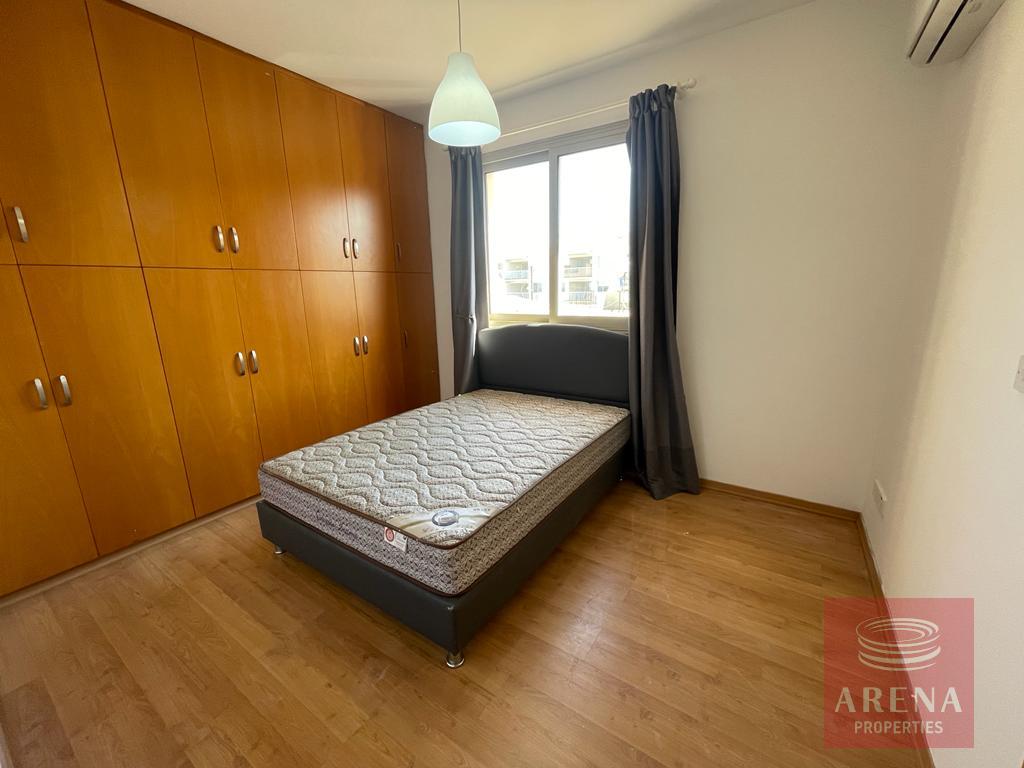 2 Bed Townhouse with Sea Views - bedroom