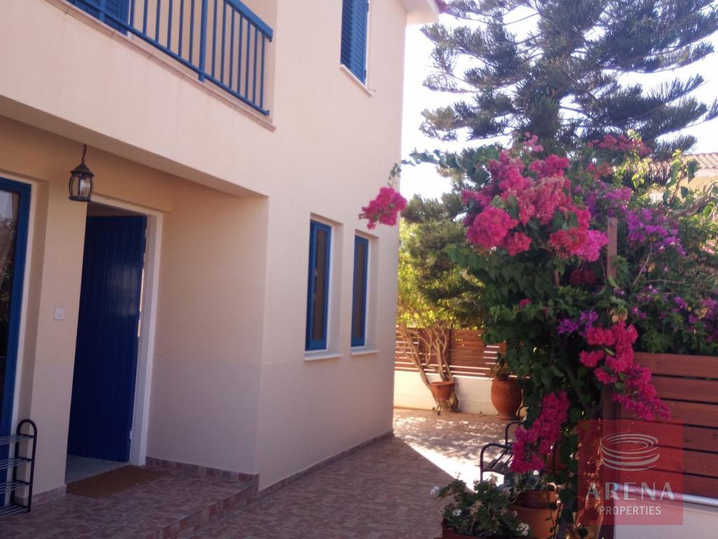 House for rent in Proaras area