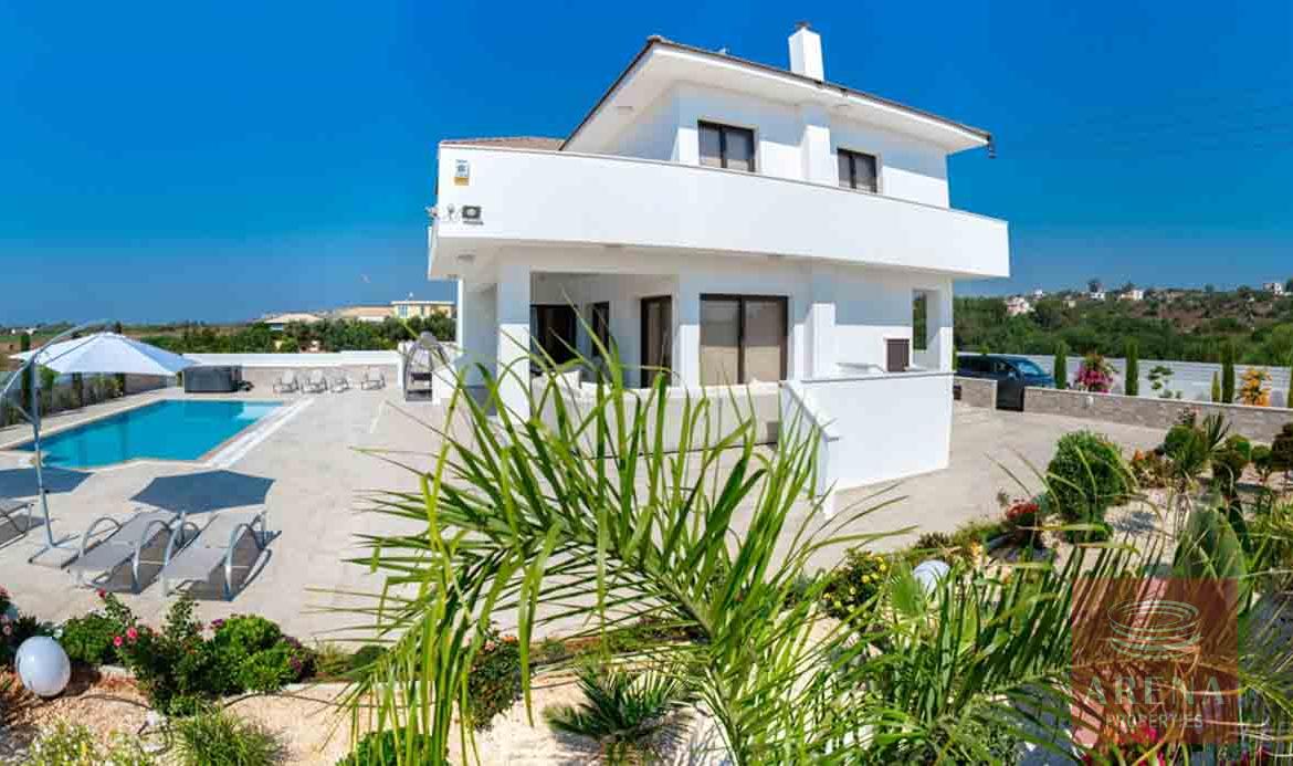 villa for sale in Cape Greco
