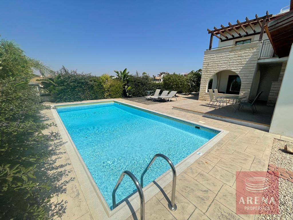 VILLA IN AYIA THEKLA FOR SALE