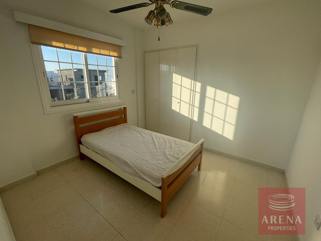 2 Bed Apt for rent in Paralimni - bedroom