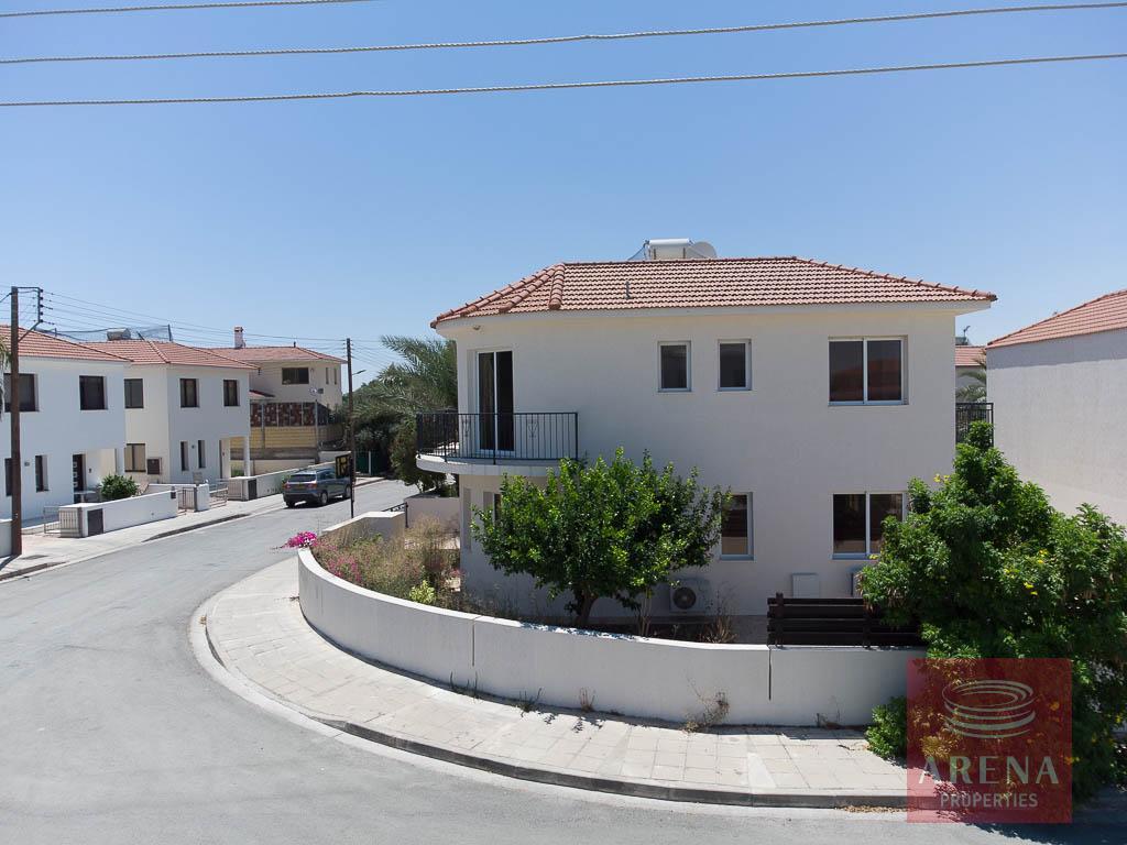 4 bed villa in Alethriko - to buy