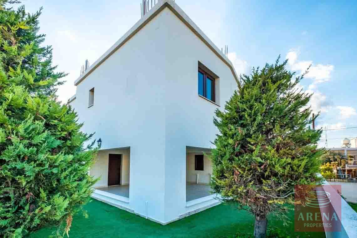 3 bed house in Sotiros to buy