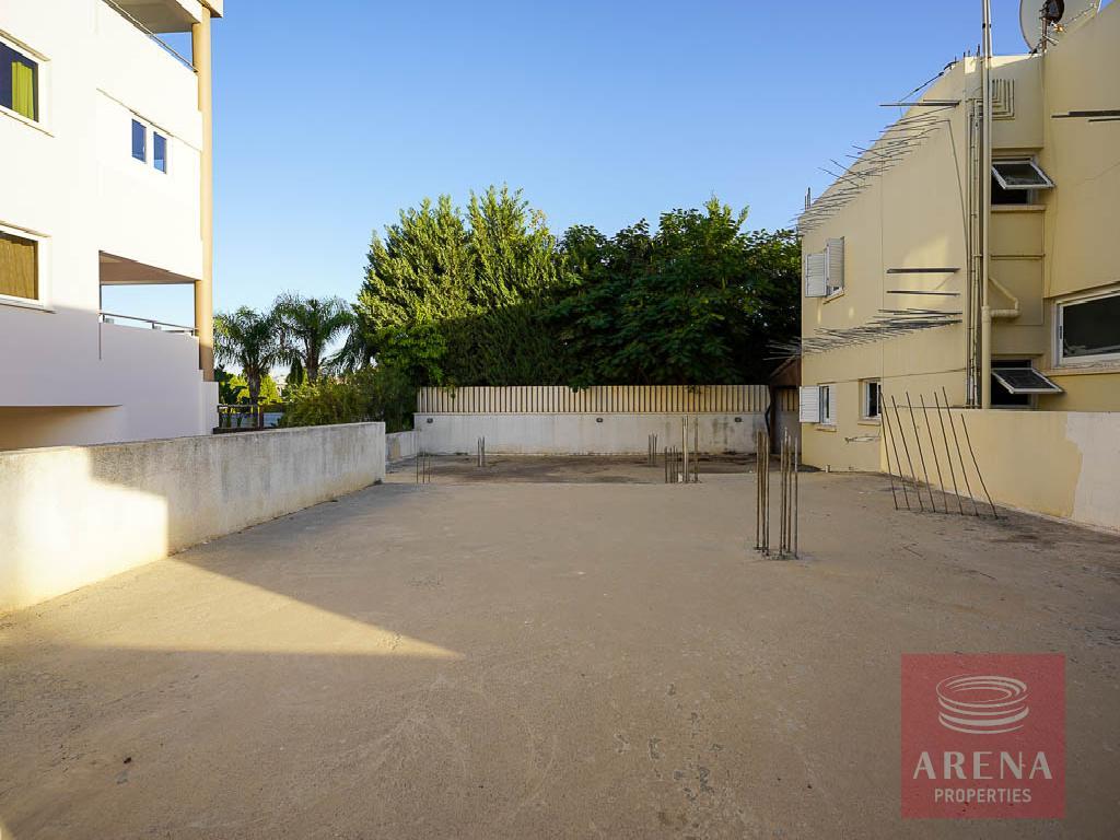 HOUSE IN ARADIPPOU - OUTSIDE AREA