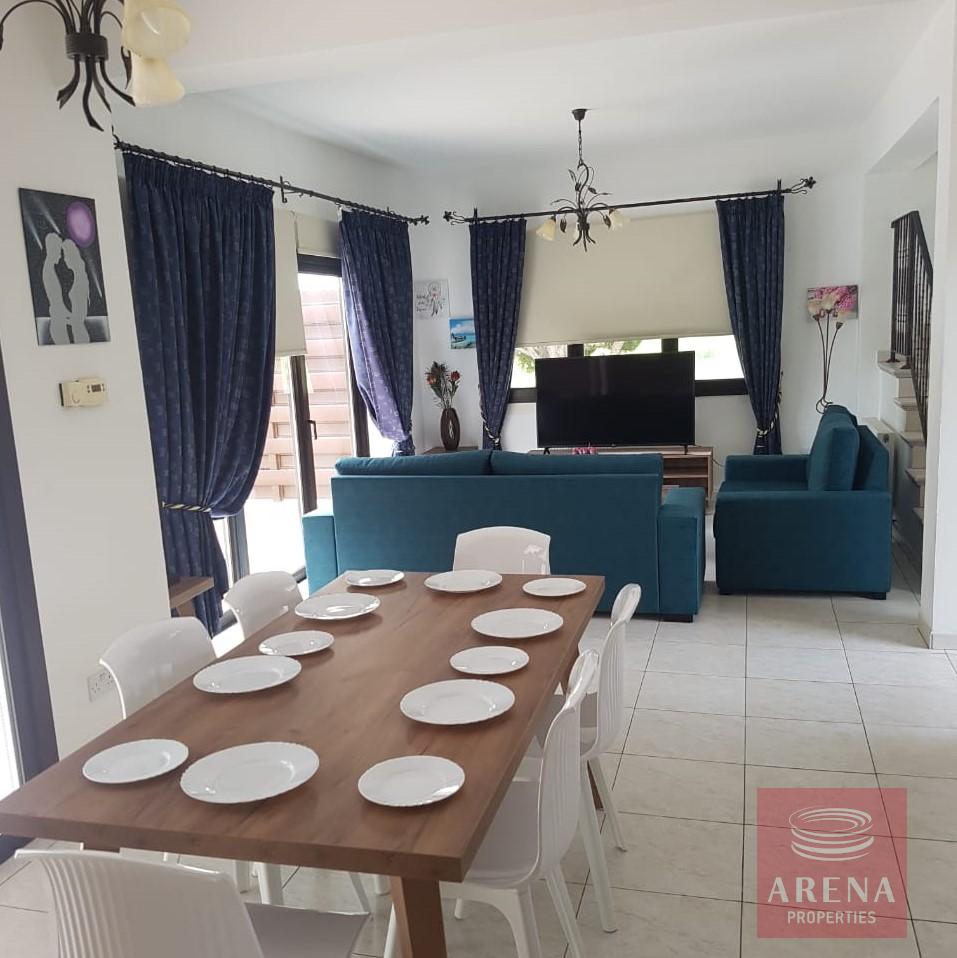 villa for rent in protaras - dining area
