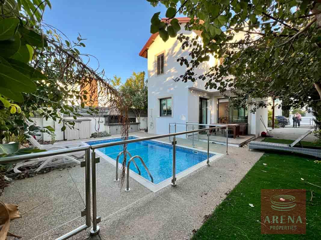 3 bed villa in Ayia Triada to buy