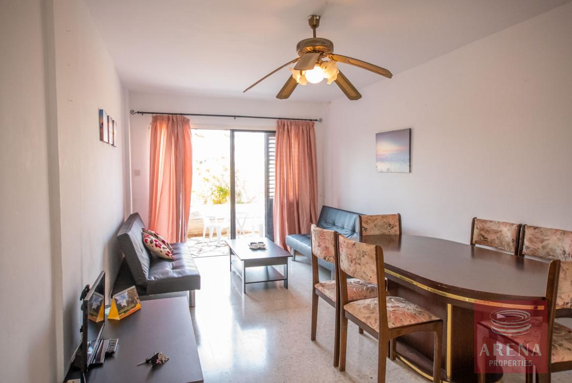 2 bed th for rent in Kapparis