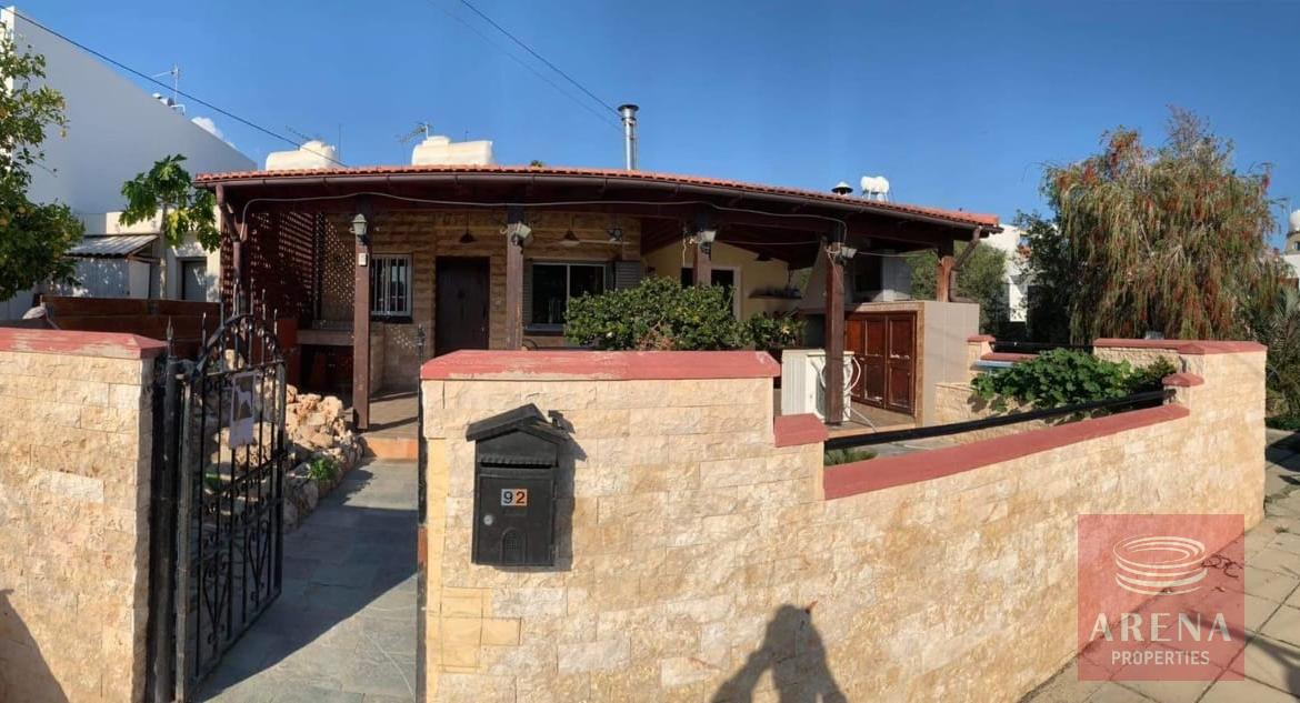 Bungalow for sale in Kamares