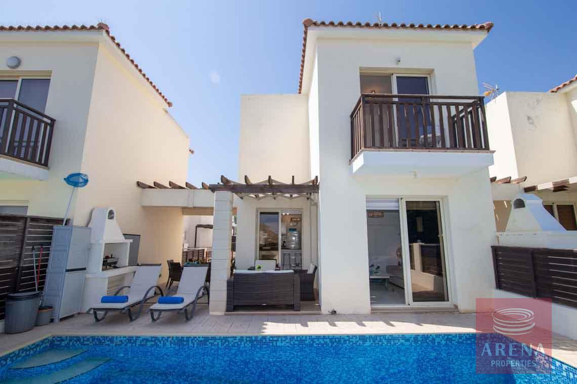 2 bed villa in Kapparis form sale - swimming pool