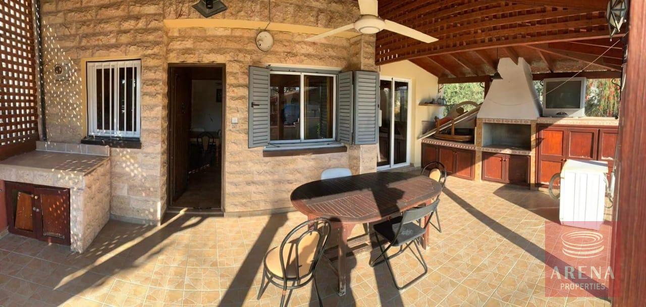2 bed bungalow in Kamares