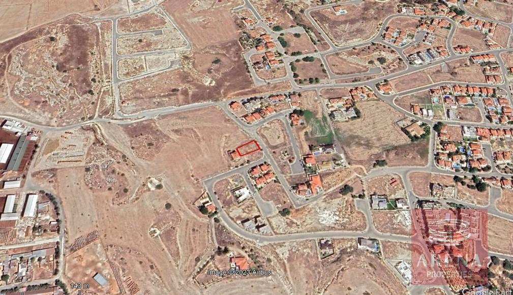 Plot in Oroklini for sale