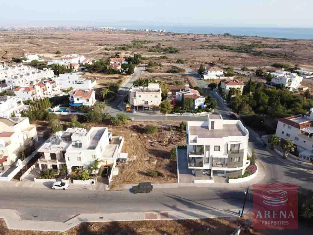 new 1 bed apt in Paralimni to buy