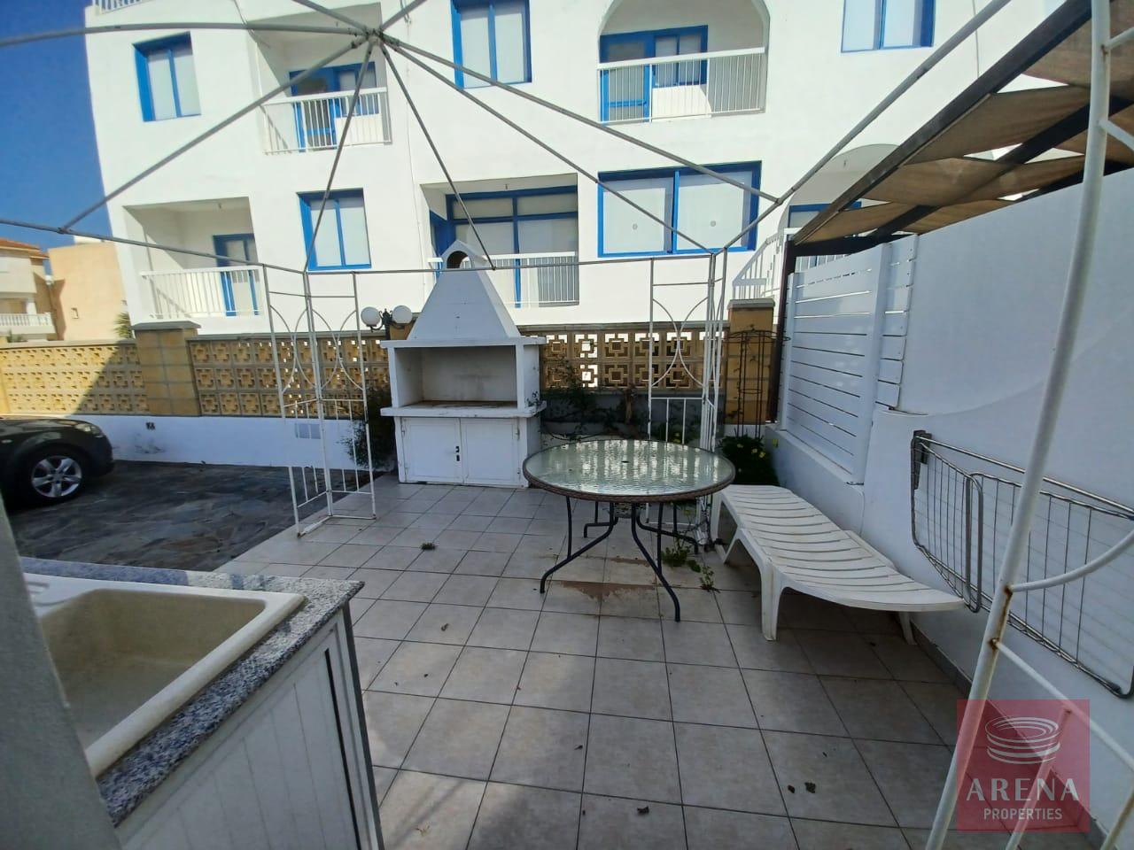 2 bed townhouse in Kapparis - bbq