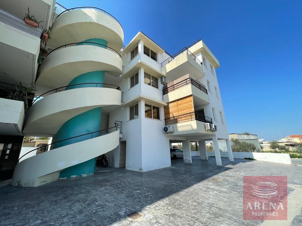 2 bed apt in Aradippou for sale