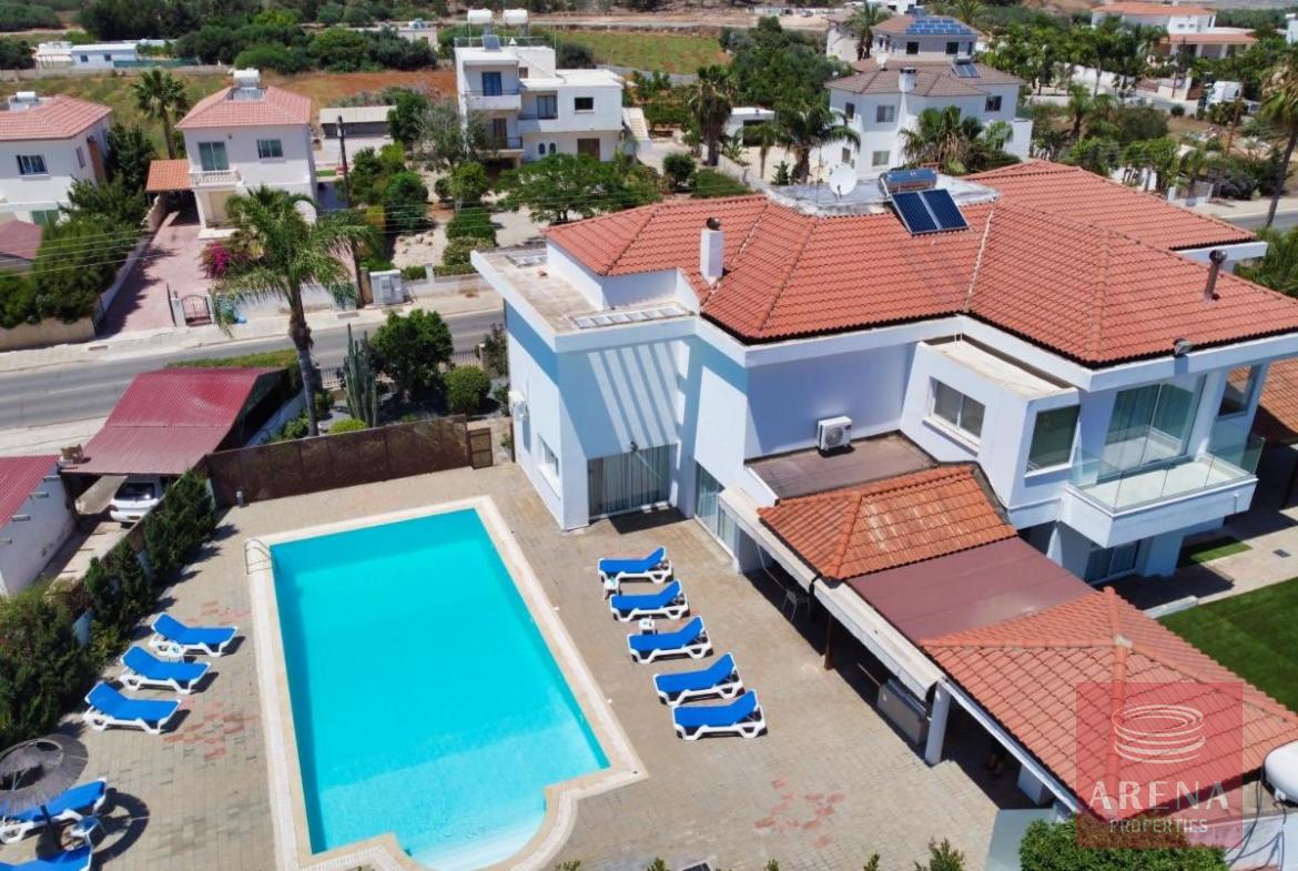 7 BED VILLA IN AYIA NAPA FOR SALE