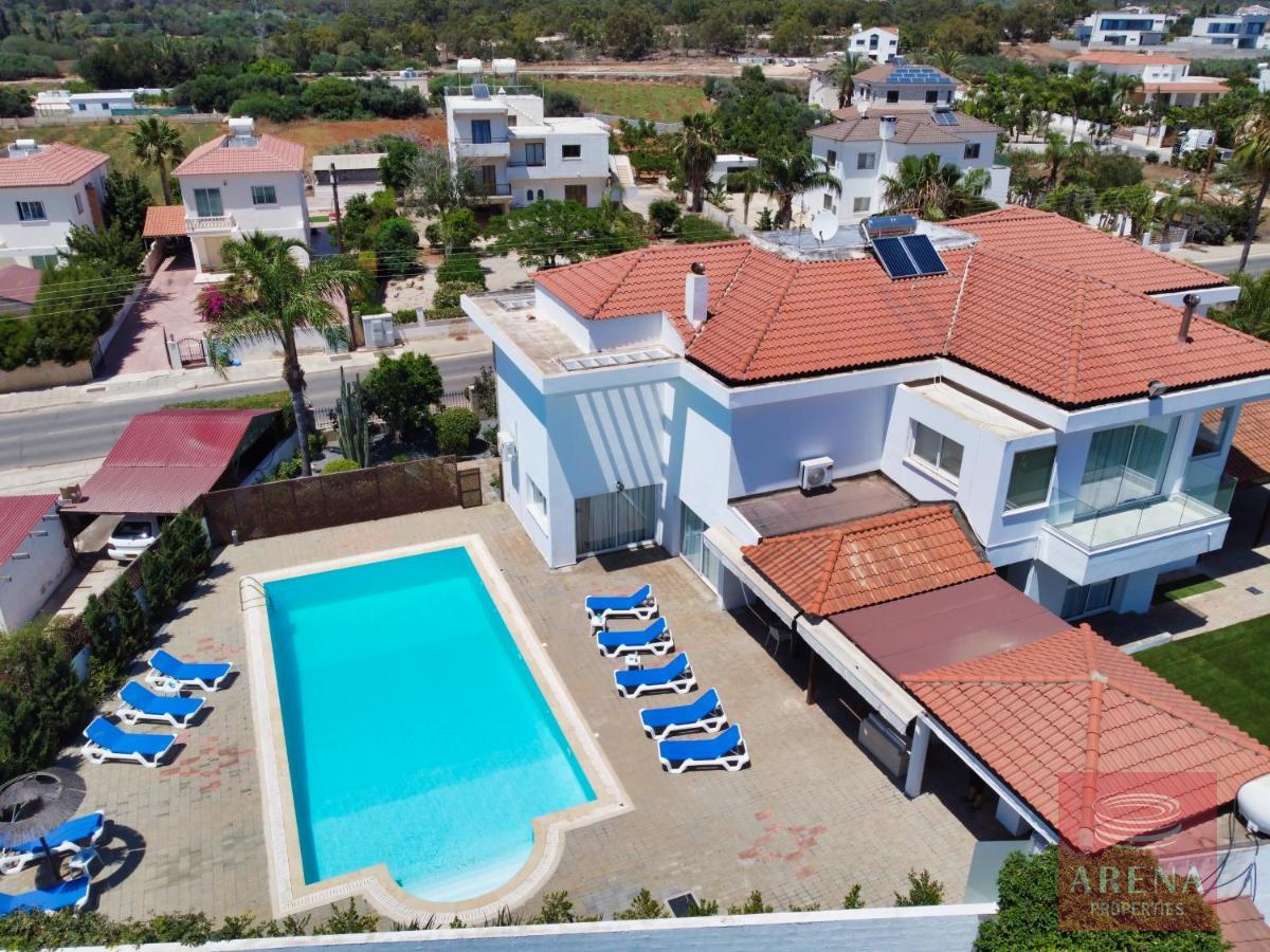 7 BED VILLA IN AYIA NAPA FOR SALE