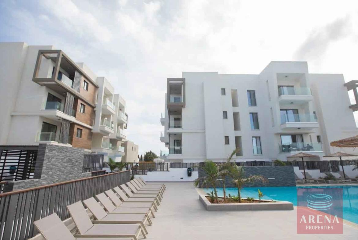 2 BED APT IN PARALIMNI FOR SALE