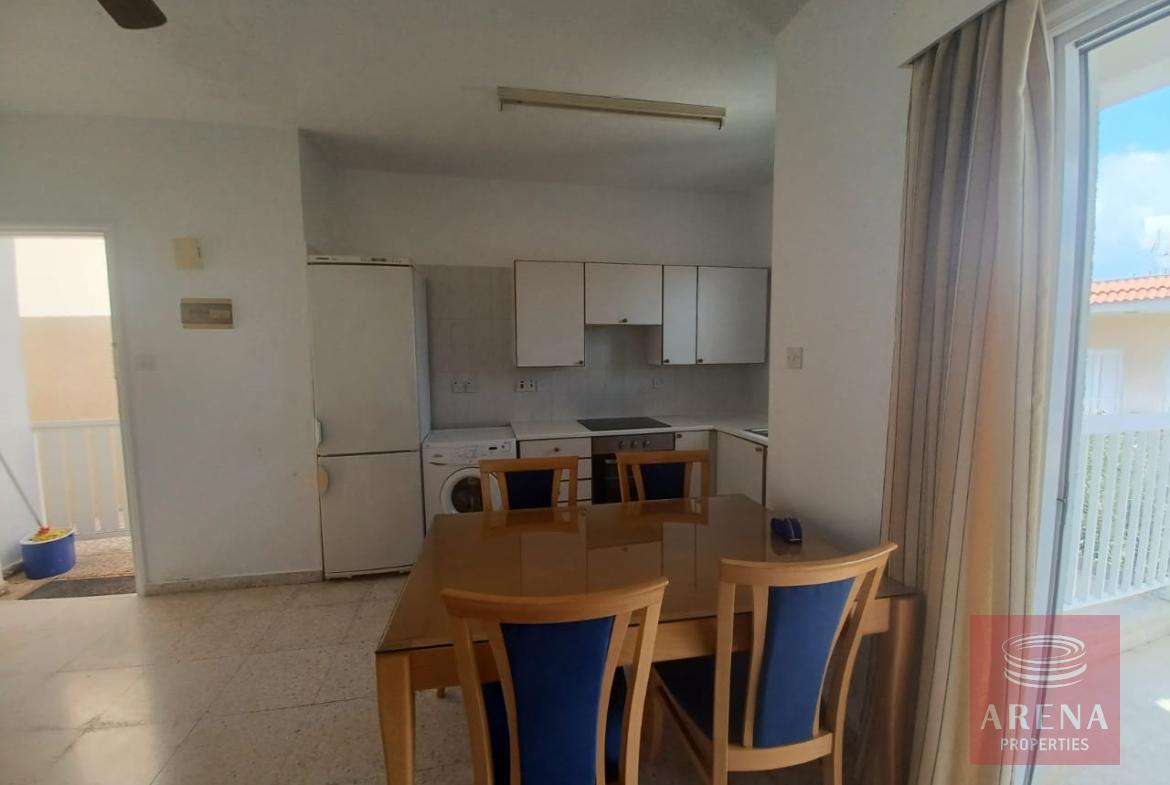 1 bed flat in kapparis - dining area