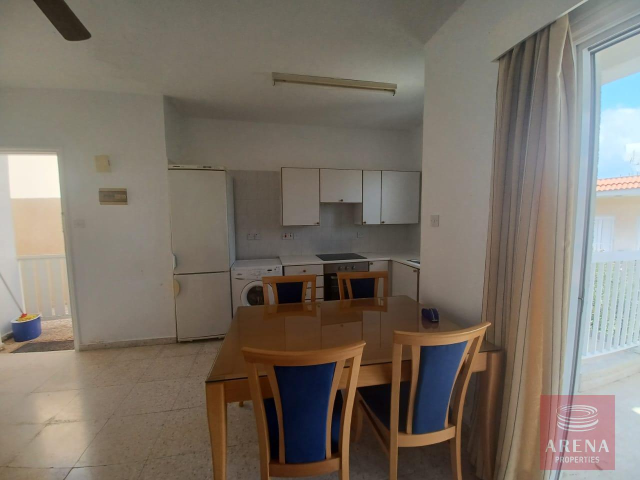 1 bed flat in kapparis - dining area
