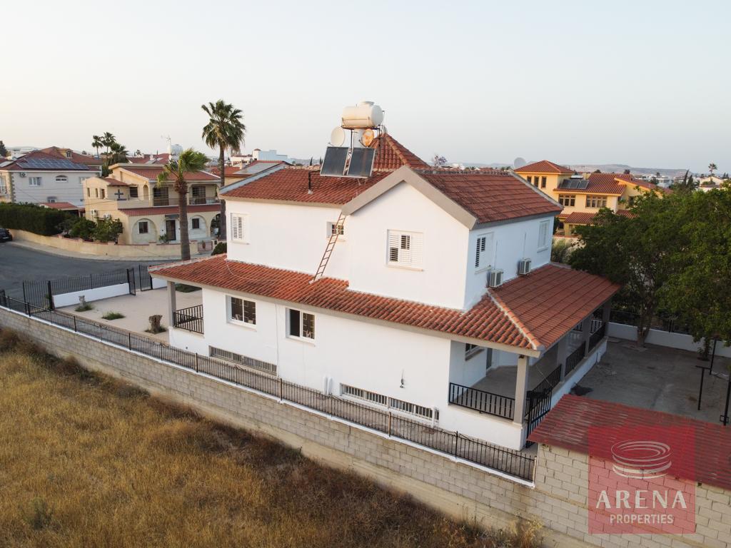 3 BED HOUSE IN ARADIPPOU FOR SALE