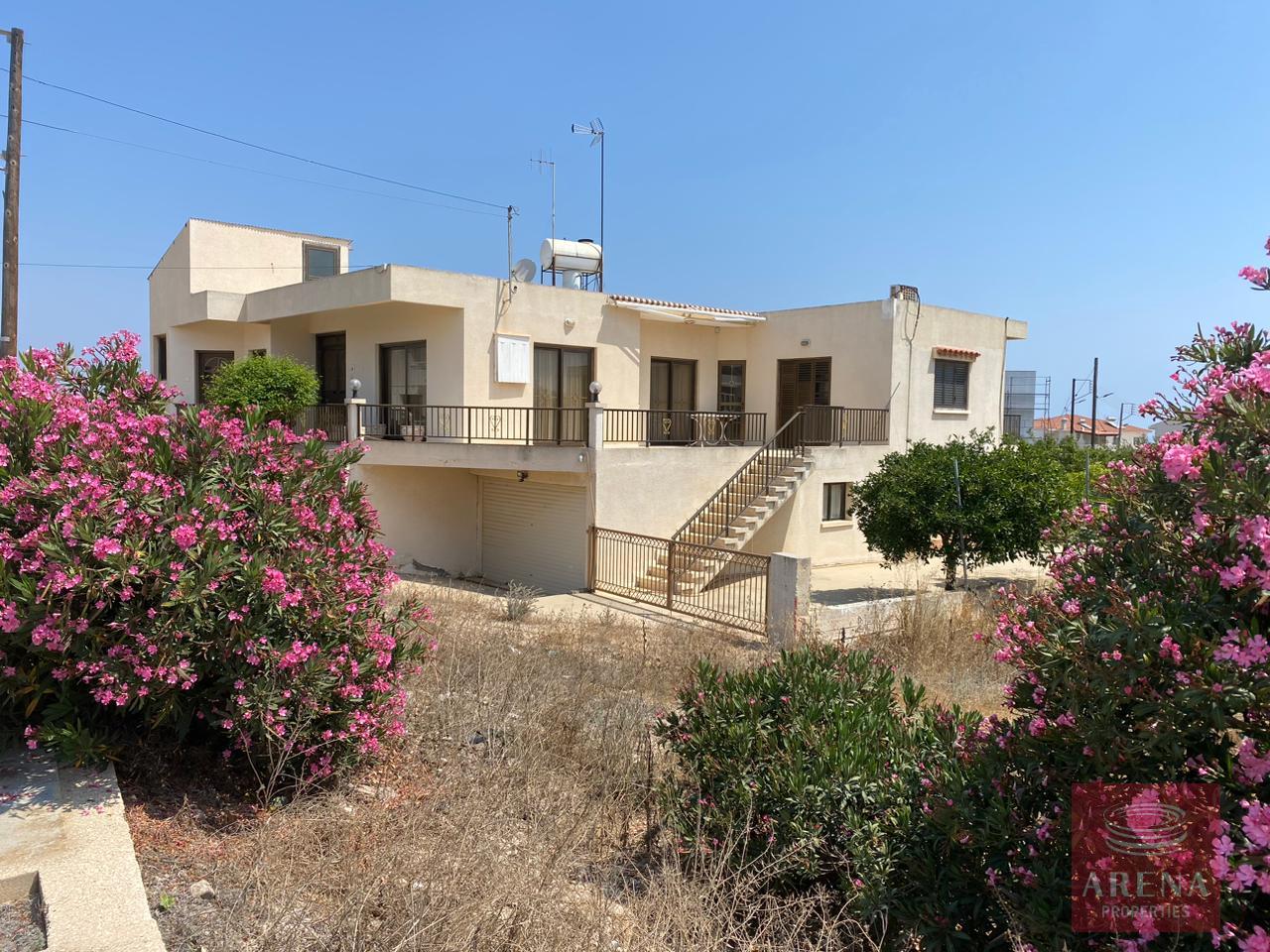3 bed house in derynia for sale