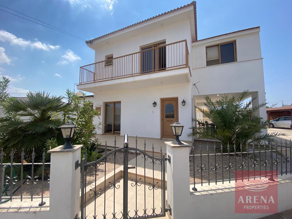 3 bed villa for rent in Sotira