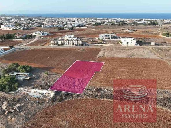 land in paralimni for sale