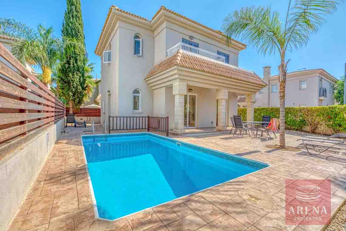 VILLA FOR SALE IN KAPPARIS WITH DEEDS