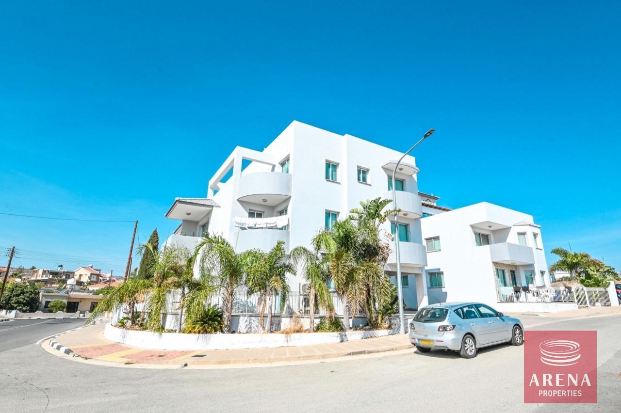 1-2-BED-APT-PYLA-7737