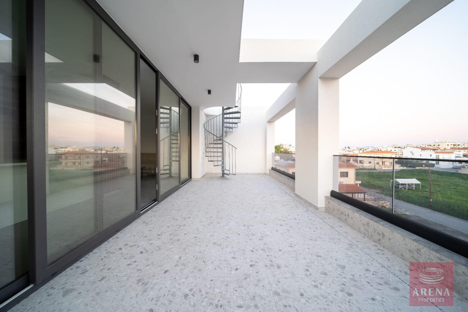 1-2-BED-PENTHOUSE-LARNACA-10425-14-2