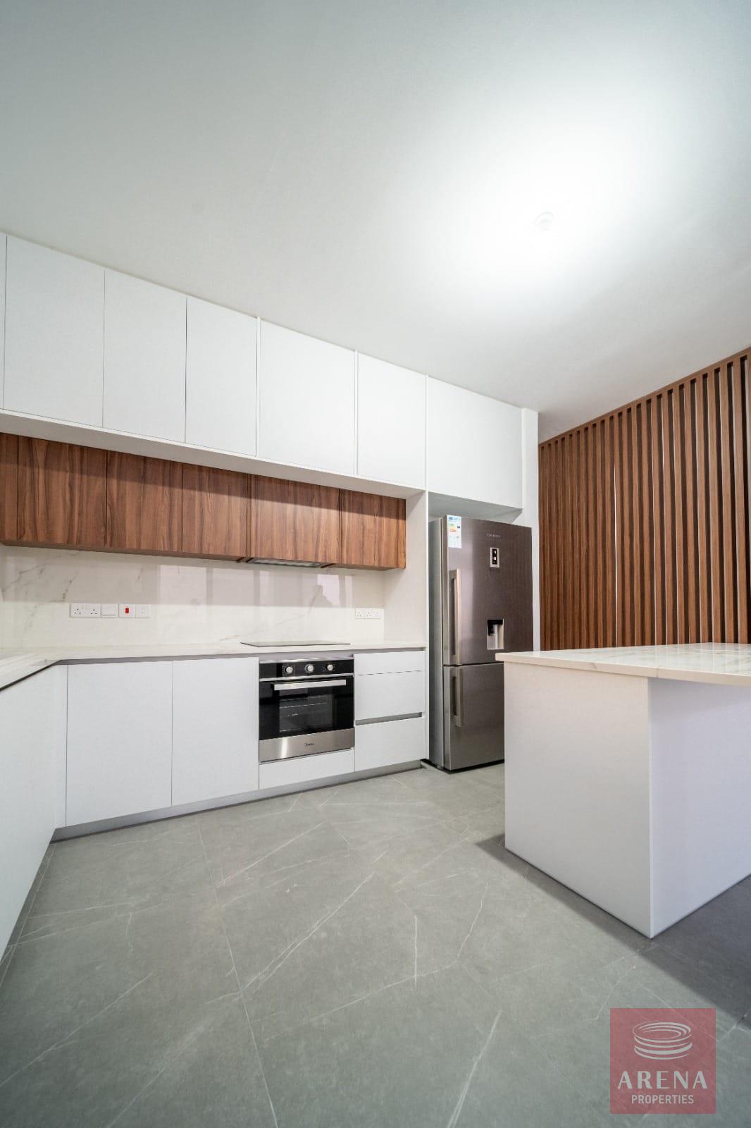 1-2-BED-PENTHOUSE-LARNACA-10425-8-2