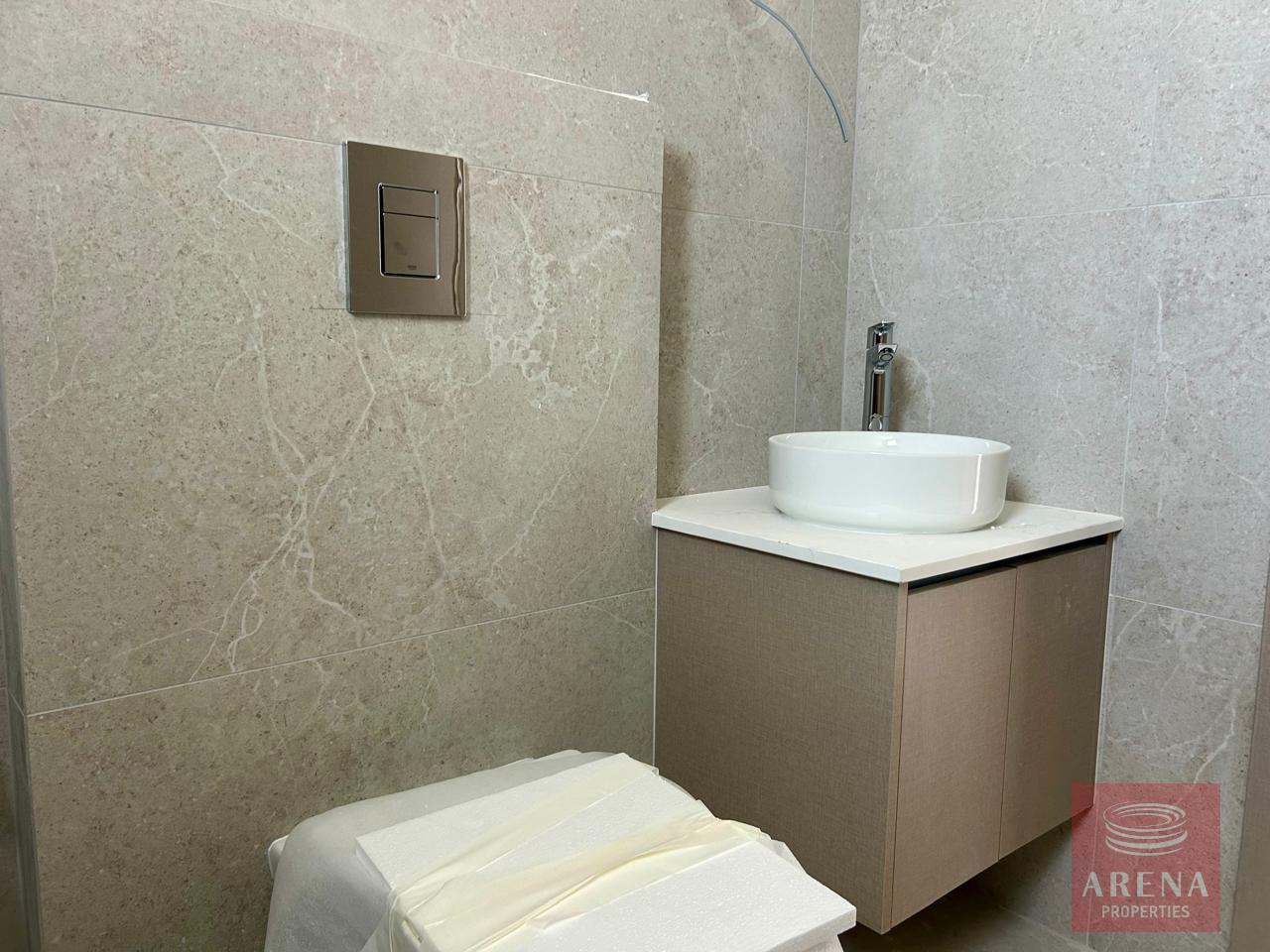 1-3-BED-VILLA-7136-11