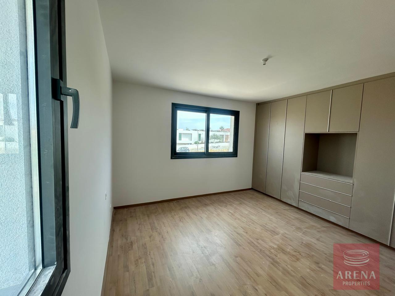 1-3-BED-VILLA-7136-12
