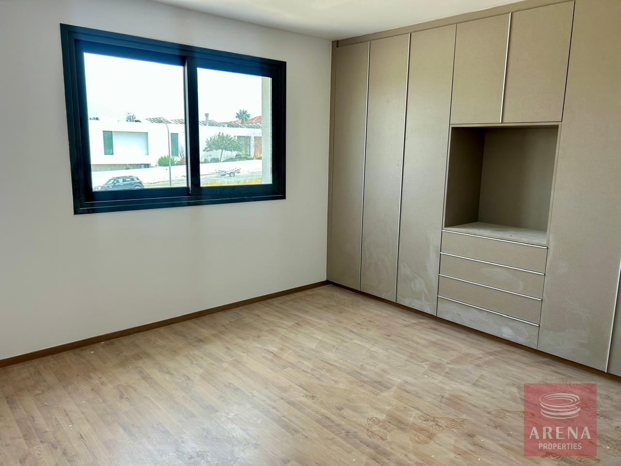 1-3-BED-VILLA-7136-13