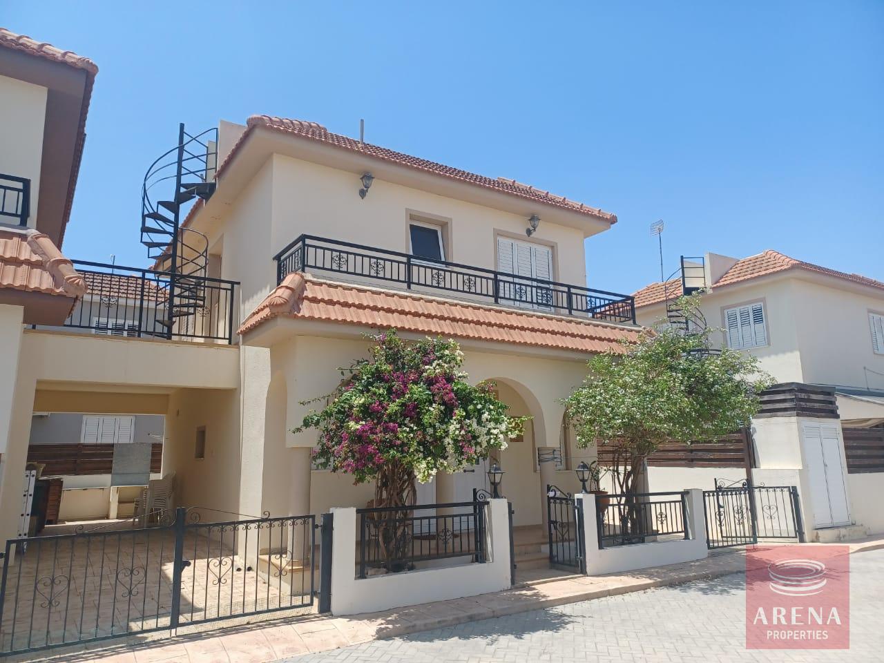 1-3-BED-VILLA-IN-AVGOROU-7036-1
