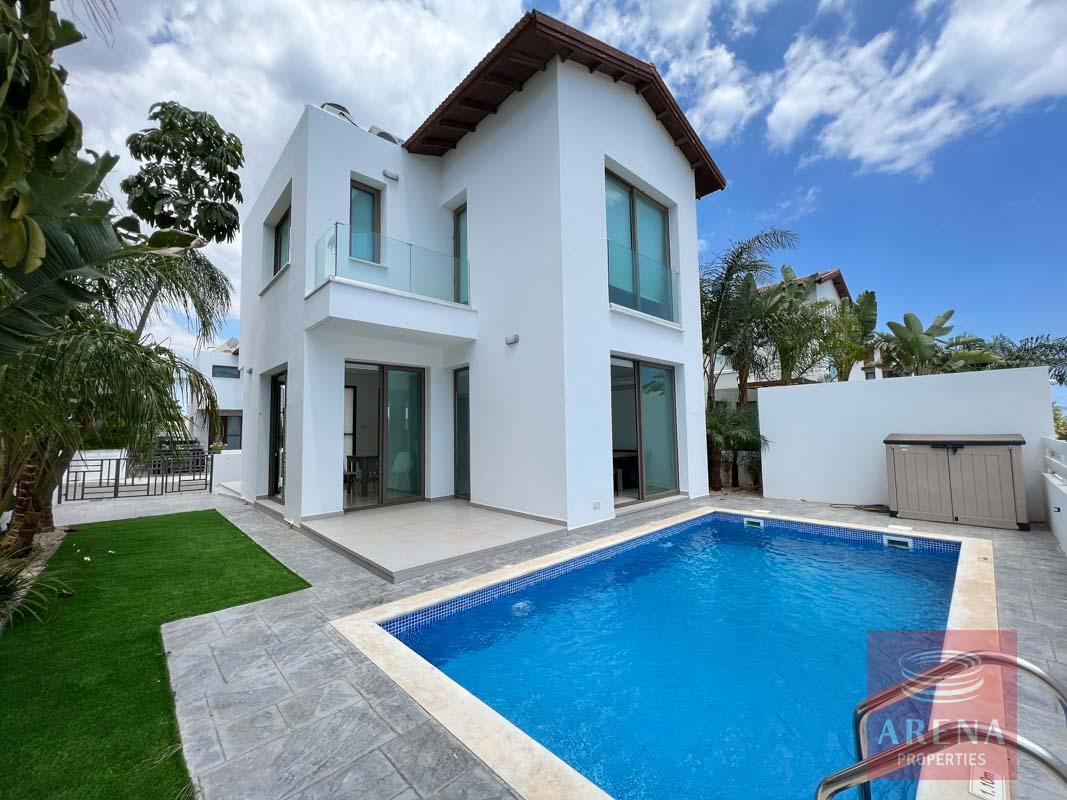 1-3-BED-VILLA-IN-AYIA-TRIADA-8169-1