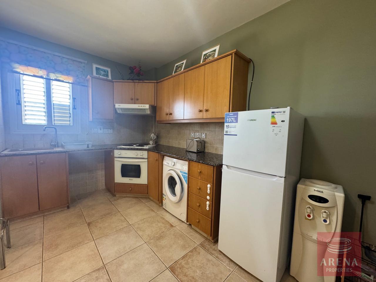 1-APT-IN-DERYNIA-9788-2-2