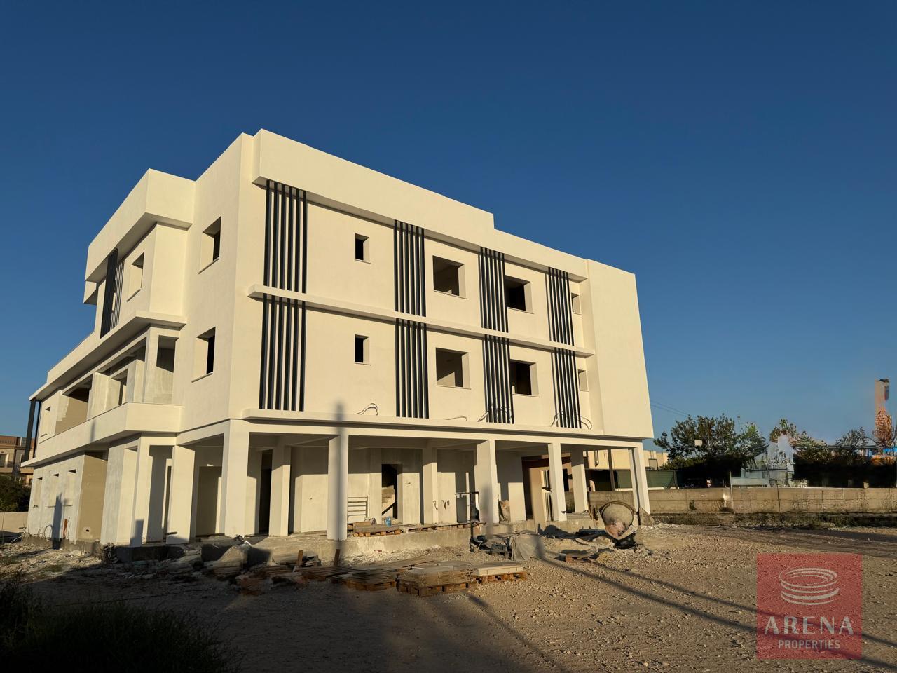 1-APT-SALE-DERYNIA-10142-1-16