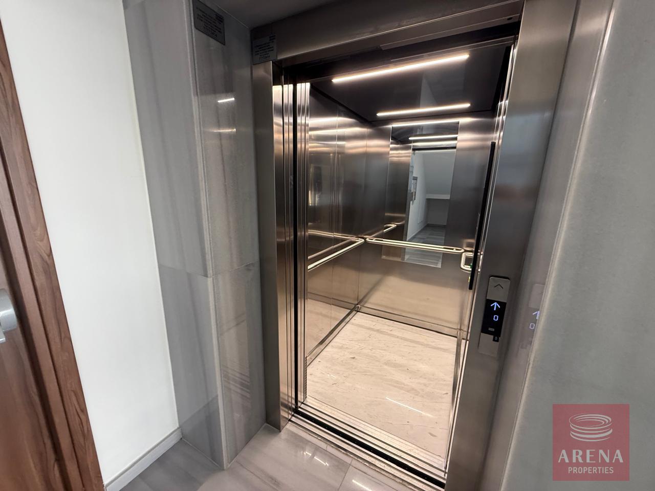 1-APTS-DROSIA-10177-30-5